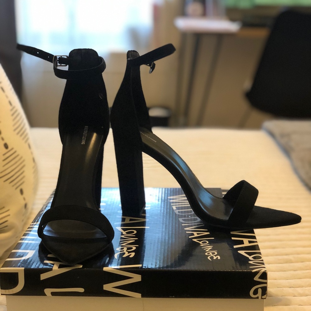 Black Single Sole Suede PLT Heels